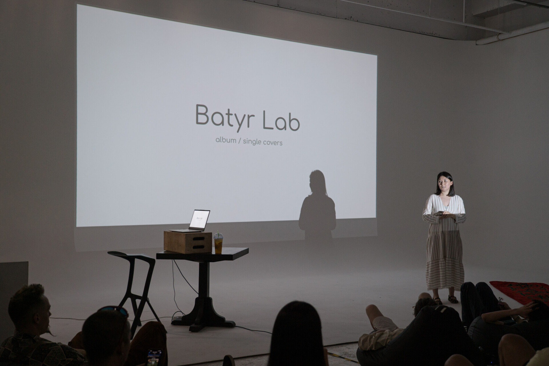 Выступление на сцене Batyr Lab