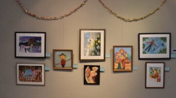 Заглавное изображение — "Детская выставка открылась в музее имени семьи Невзоровых при поддержке EA Charity fund"